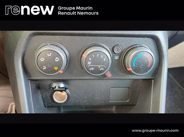 DACIA Sandero 1.0 ECO-G 100ch Essential - Miniature 25