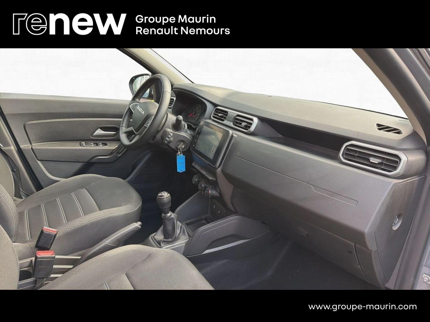 DACIA Duster 1.3 TCe 130ch FAP Expression 4x2 - Photo 26