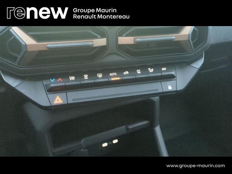 DACIA Duster 1.8 hybrid 155ch Extreme - Photo 26