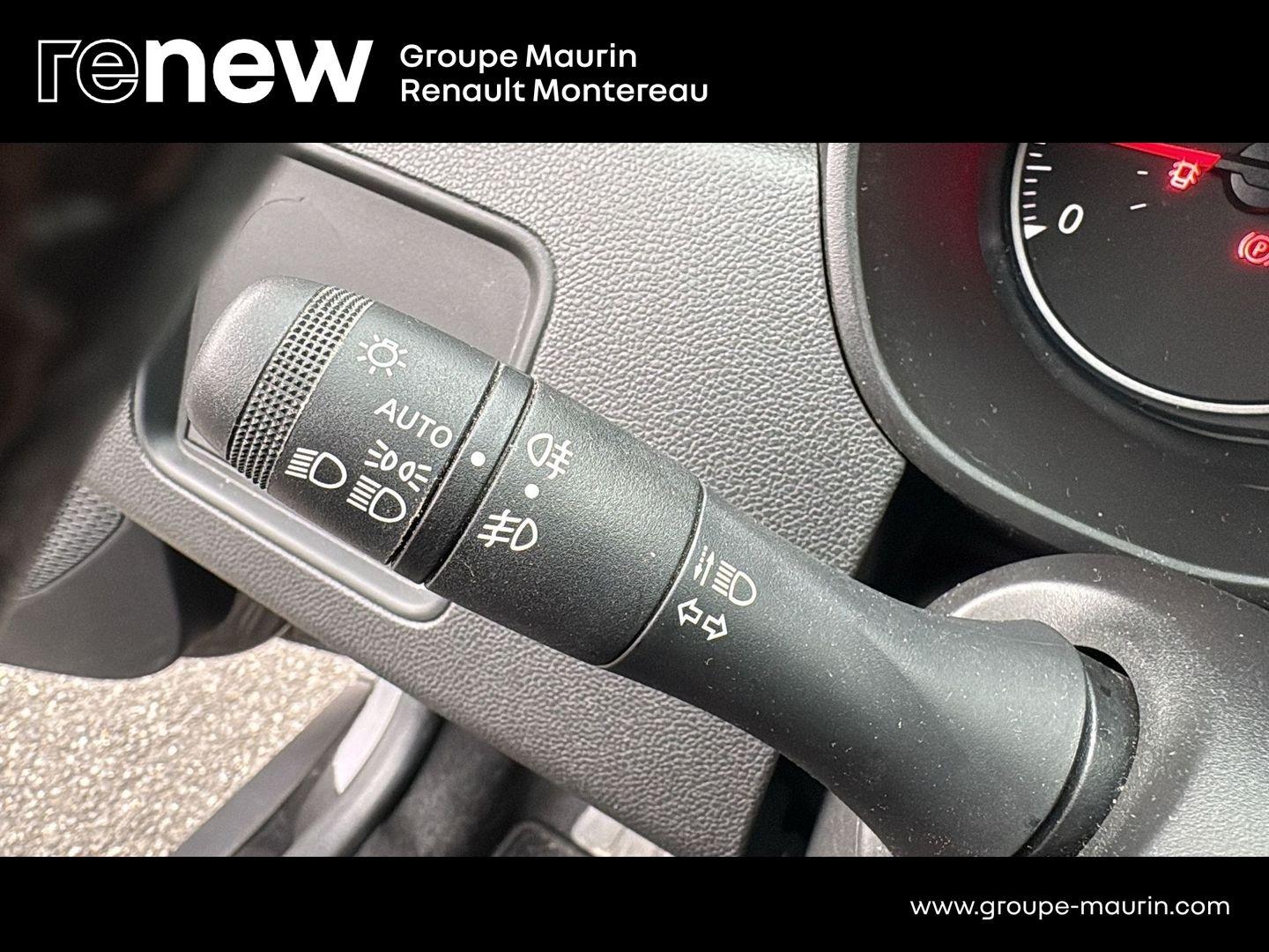 DACIA Duster 1.0 ECO-G 100ch  Journey + 4x2 - Photo 24
