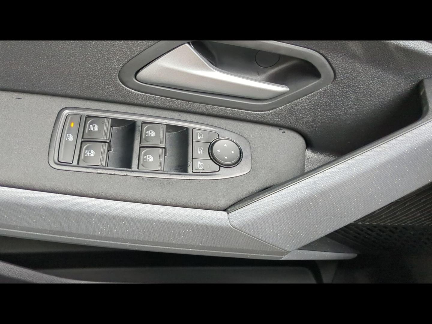 DACIA Duster 1.8 hybrid 155ch Journey - Photo 11