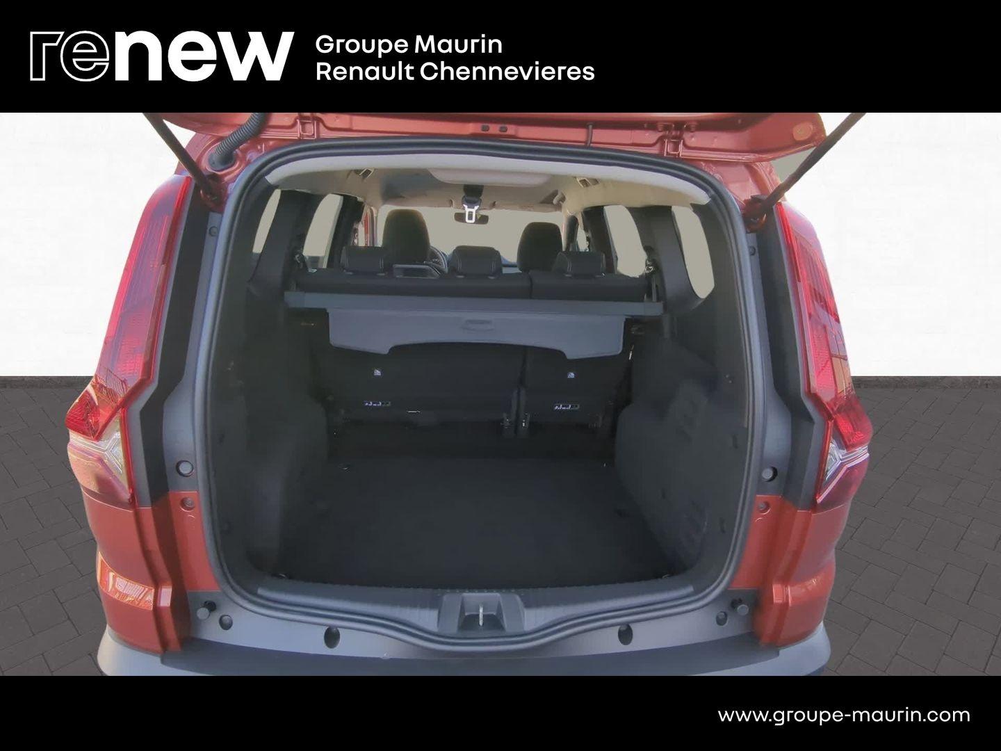 DACIA Jogger 1.0 TCe 110ch Expression 5 places - Photo 26