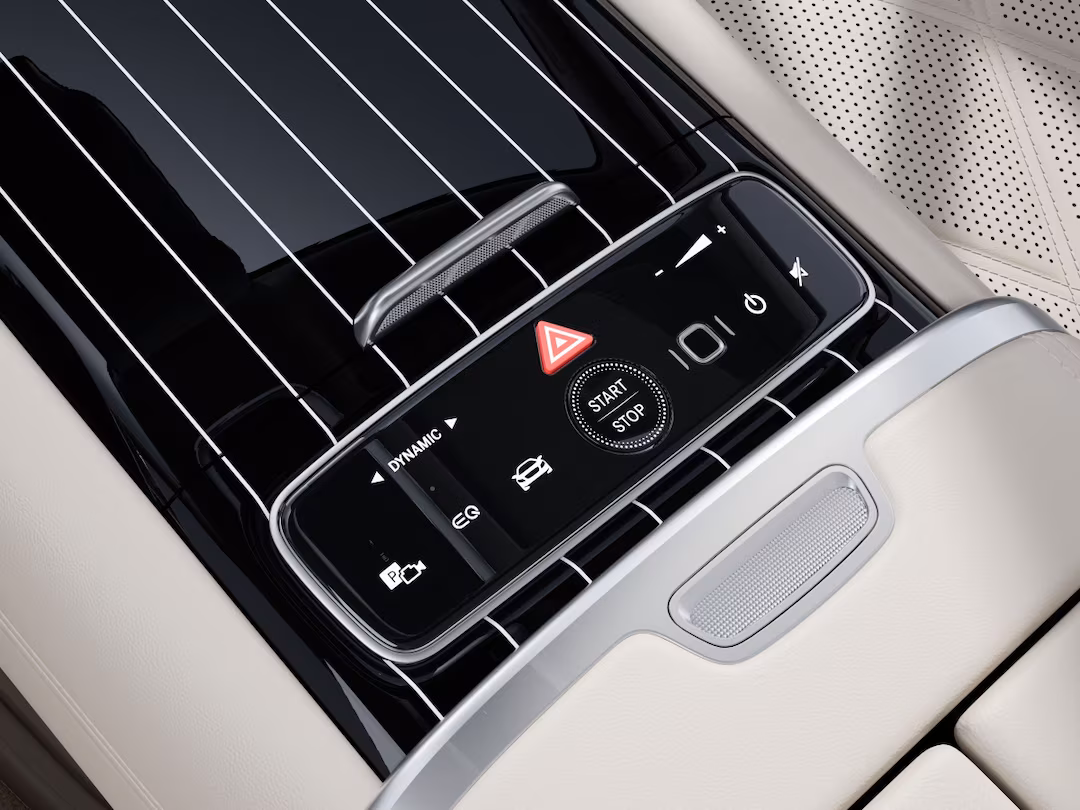 Mercedes-Maybach EQS SUV intérieur