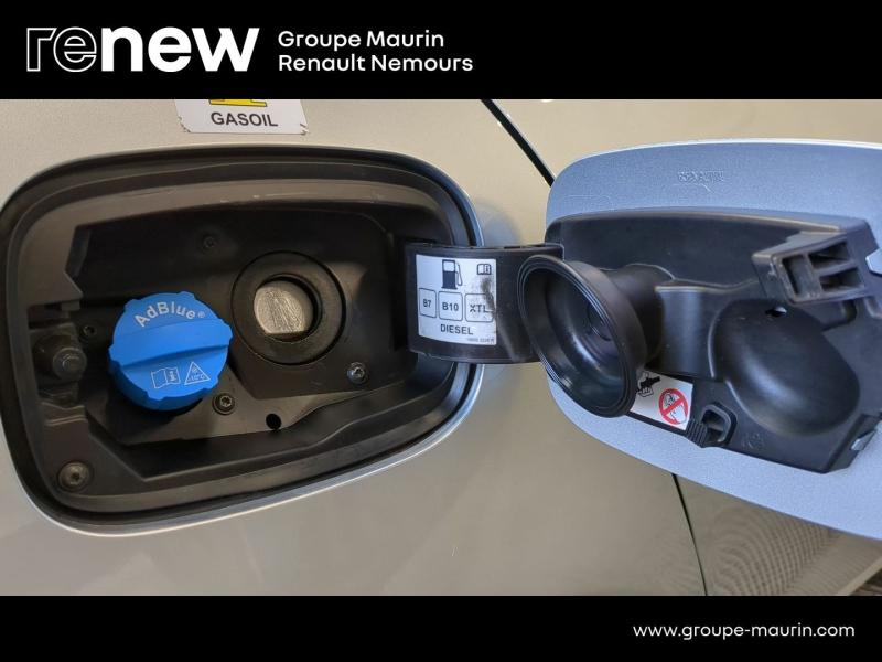 RENAULT Megane d’occasion à vendre à PROVINS chez DPL - BRIARD AUTOMOBILE (Photo 11)